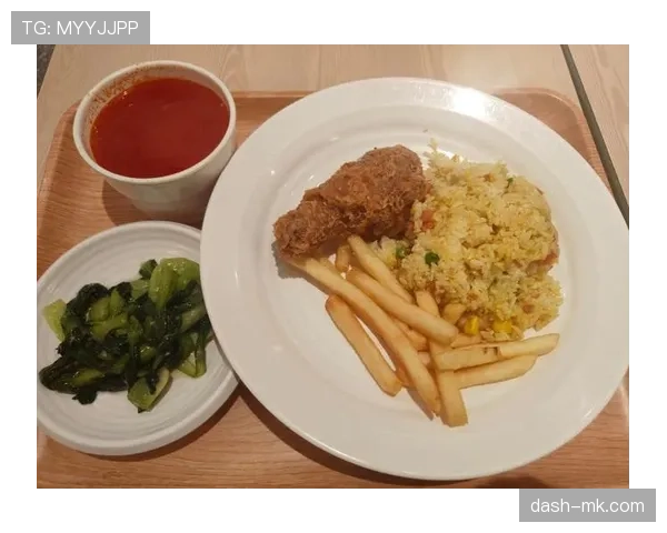 哈兰德把五星级早餐吃成了健身房燃脂套餐，这日常差得也太夸张了吧？